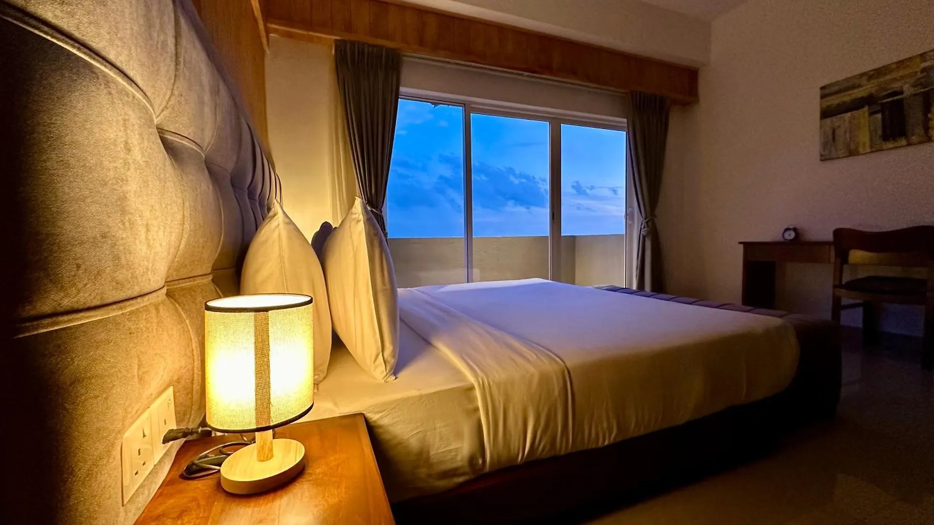 Ocean Retreat Negombo Sea View Lejlighed